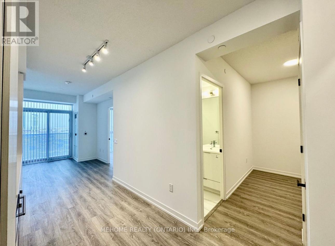 4807 - 8 Interchange Way, Vaughan, ON - Indoor Photo Showing Other Room