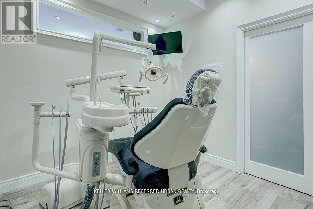 2 - 44 Baycliffe Crescent, Brampton, ON