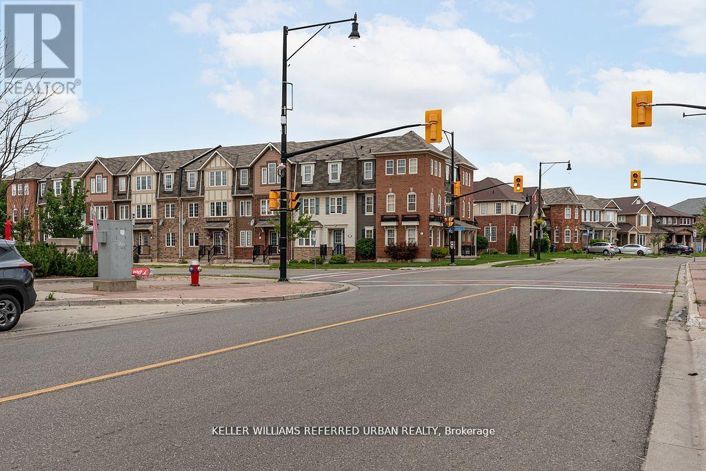 2 - 44 Baycliffe Crescent, Brampton, ON
