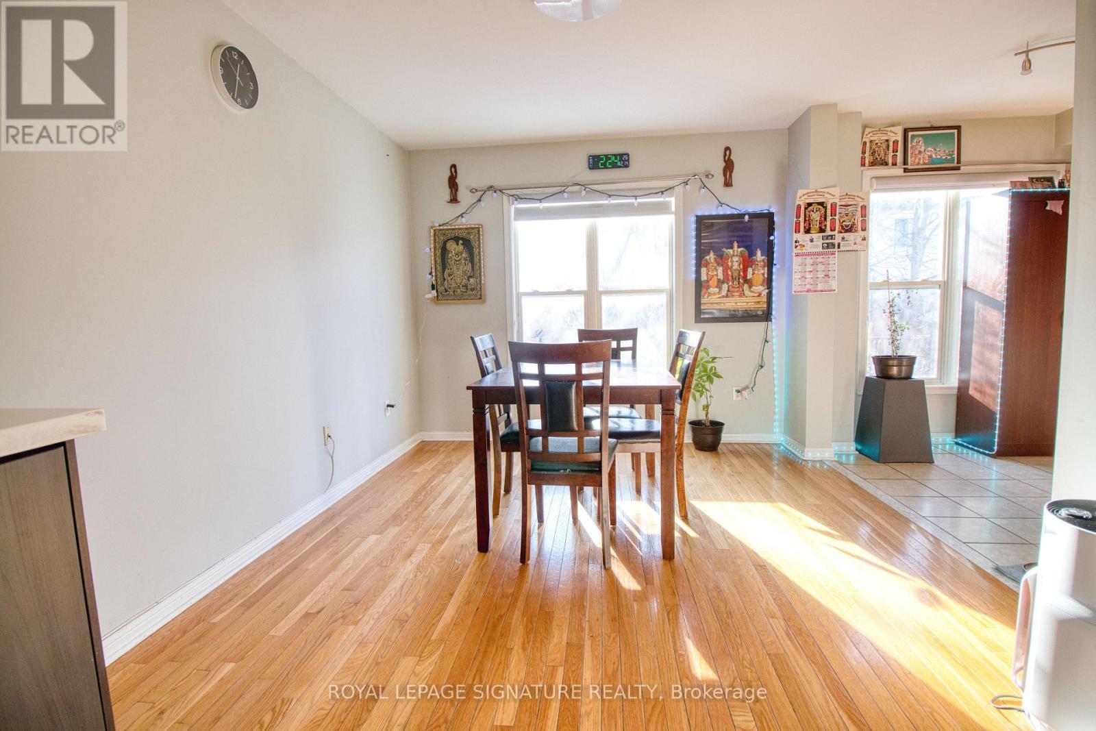 52 - 5980 Whitehorn Avenue, Mississauga, ON - Indoor Photo Showing Dining Room