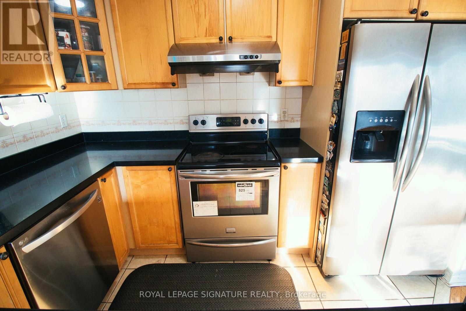 52 - 5980 Whitehorn Avenue, Mississauga, ON - Indoor Photo Showing Kitchen