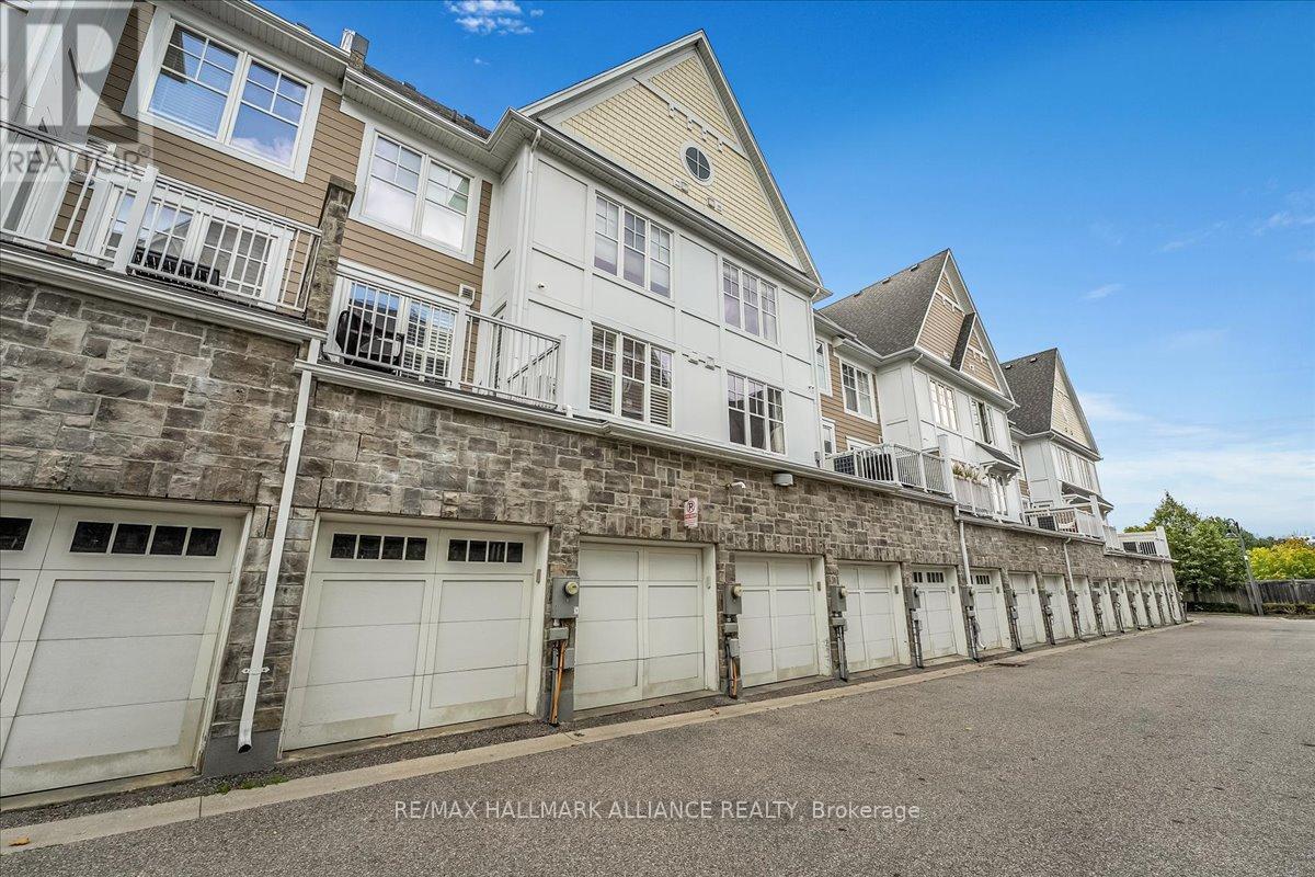 701 - 1011 Deta Road, Mississauga, ON - Outdoor With Balcony