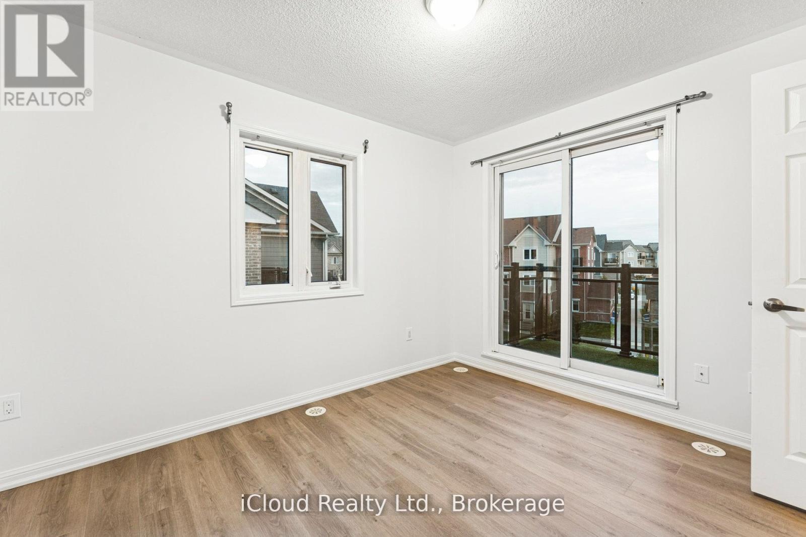 193 - 250 Sunny Meadow Boulevard, Brampton, ON - Indoor Photo Showing Other Room