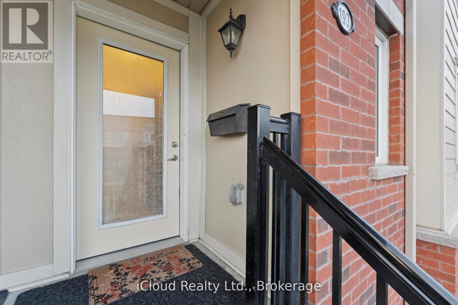193 - 250 Sunny Meadow Boulevard, Brampton, ON - Outdoor With Exterior