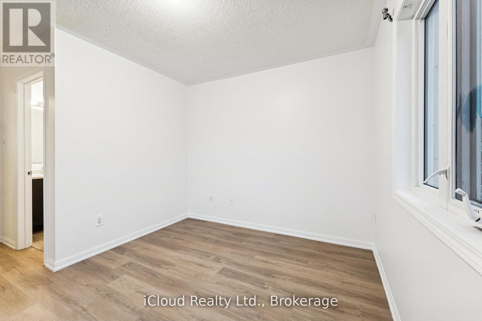 193 - 250 Sunny Meadow Boulevard, Brampton, ON - Indoor Photo Showing Other Room