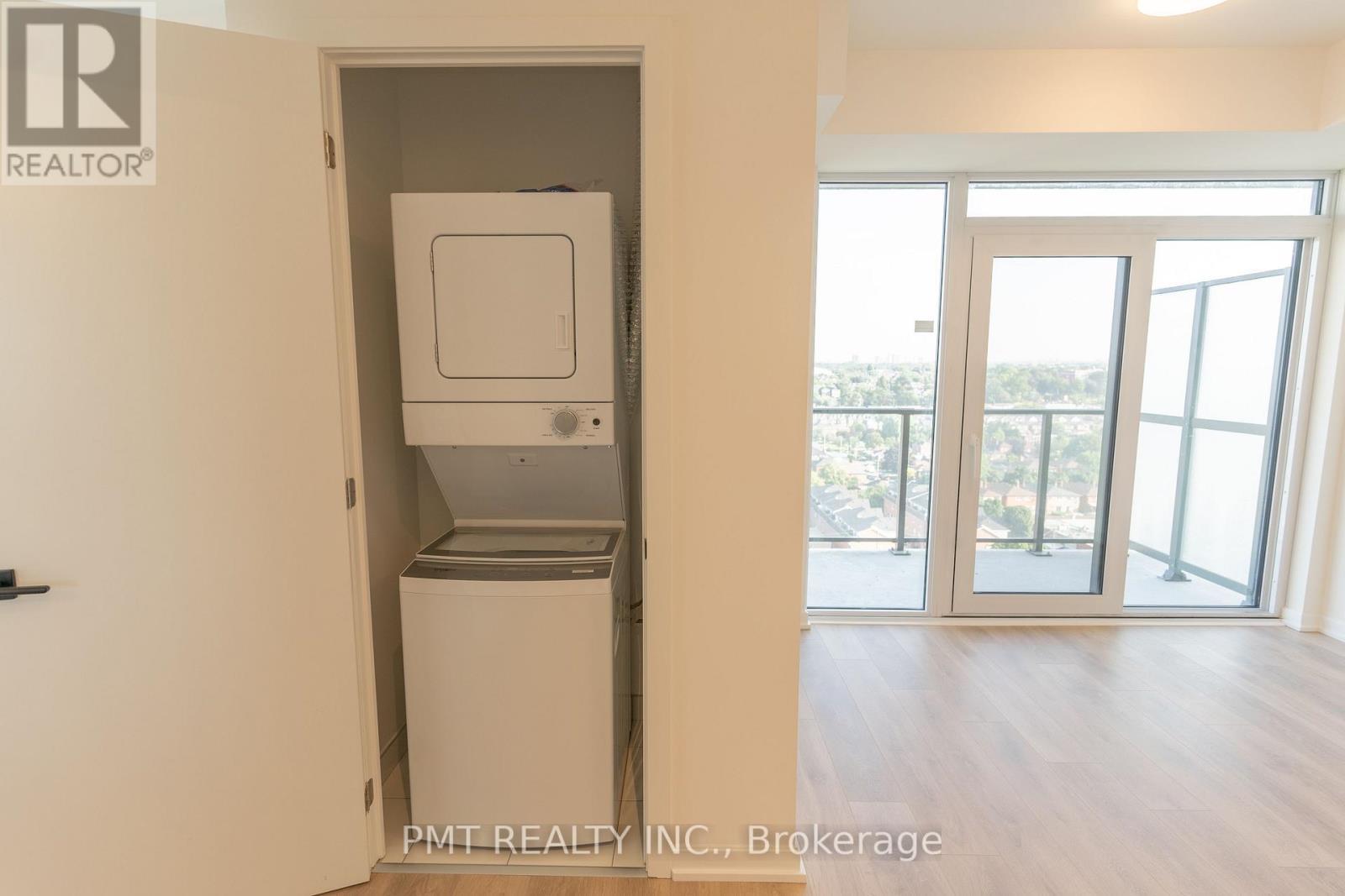 1405 - 1285 Dupont Street, Toronto, ON - Indoor Photo Showing Laundry Room