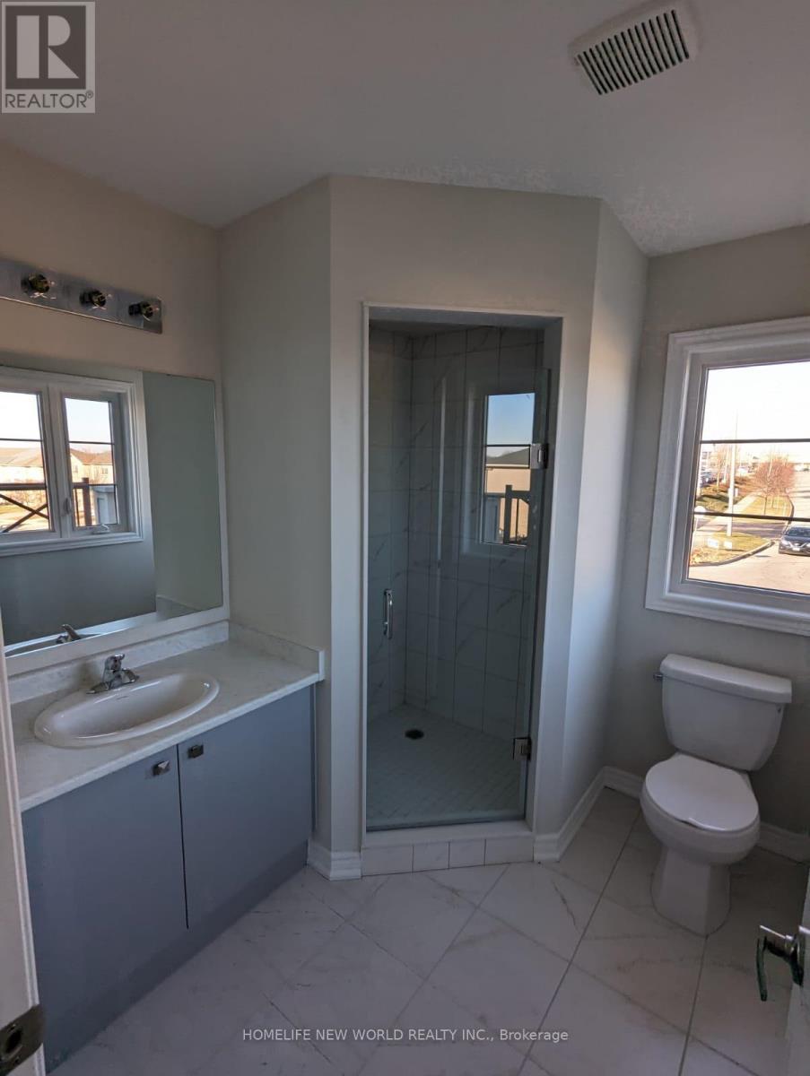 18 - 30 Mia Drive, Hamilton, ON - Indoor Photo Showing Bathroom