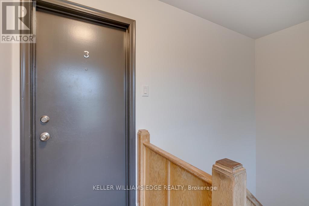 3 - 69 Edinburgh Road, Kitchener, ON - Indoor Photo Showing Other Room