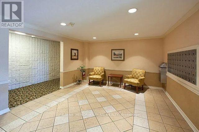 302 - 128 St Augustine Drive, St. Catharines (Secord Woods), ON - Indoor Photo Showing Other Room