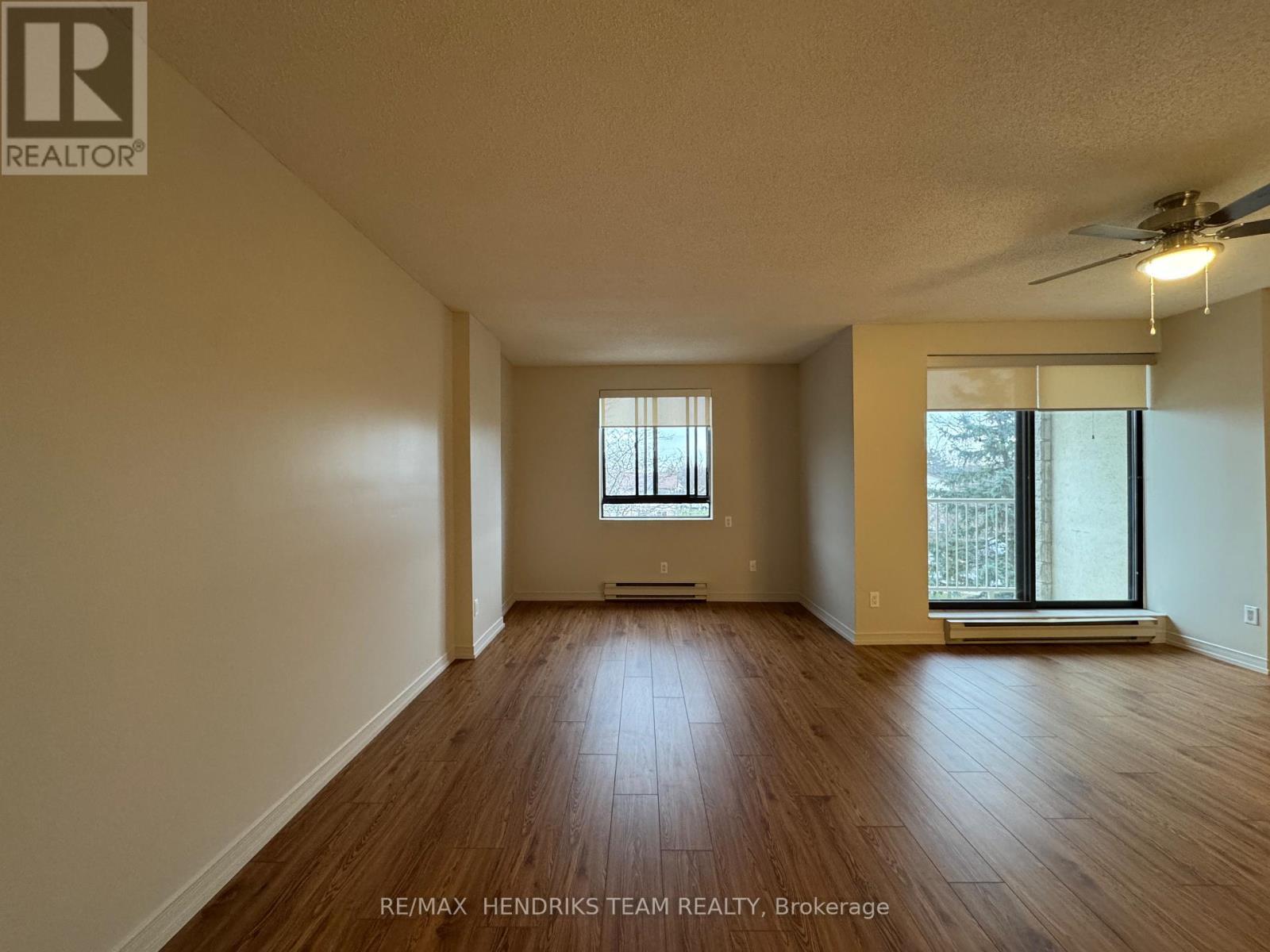 302 - 128 St Augustine Drive, St. Catharines (Secord Woods), ON - Indoor Photo Showing Other Room