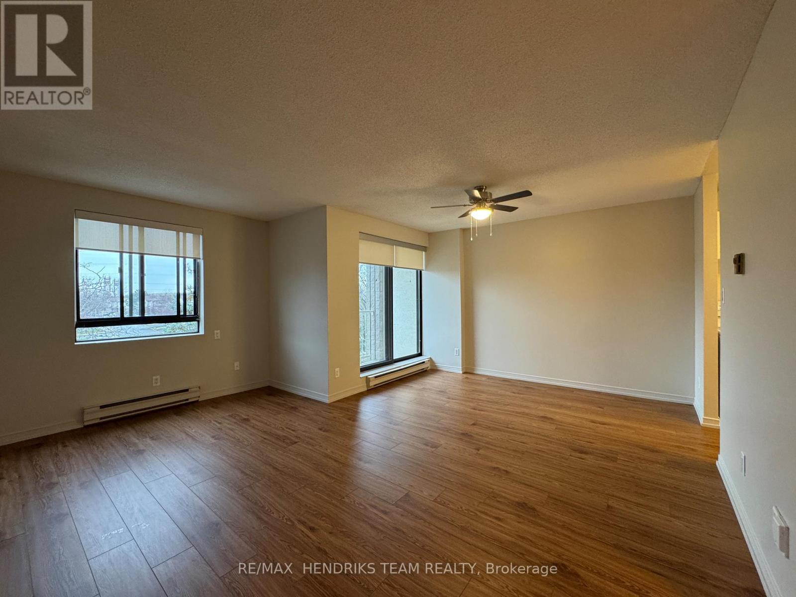 302 - 128 St Augustine Drive, St. Catharines (Secord Woods), ON - Indoor Photo Showing Other Room