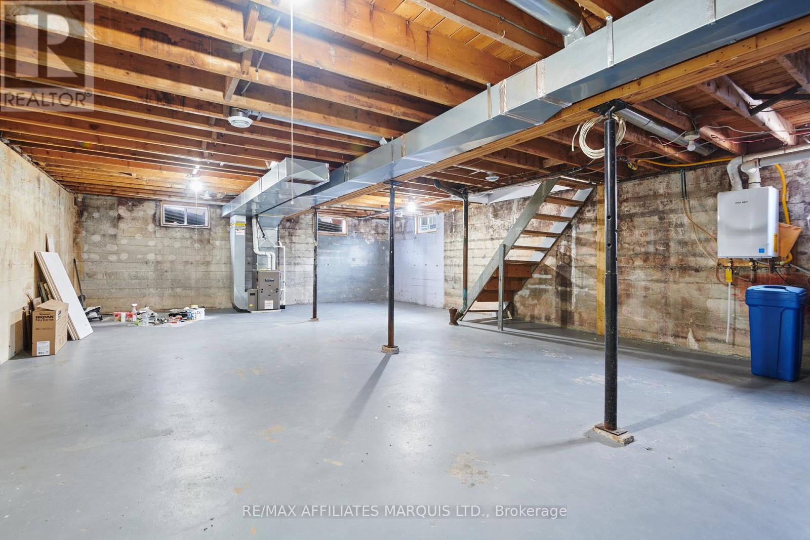 418 Dominion Street, North Glengarry, ON - Indoor Photo Showing Basement