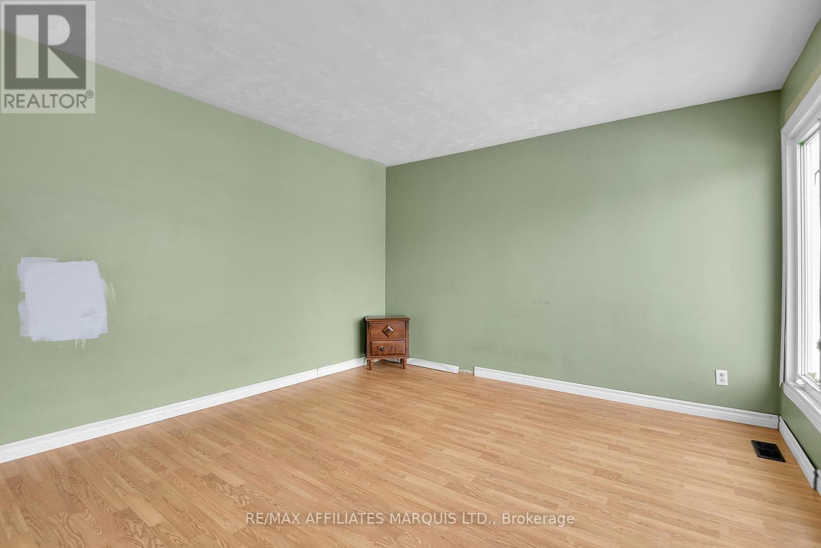 418 Dominion Street, North Glengarry, ON - Indoor Photo Showing Other Room