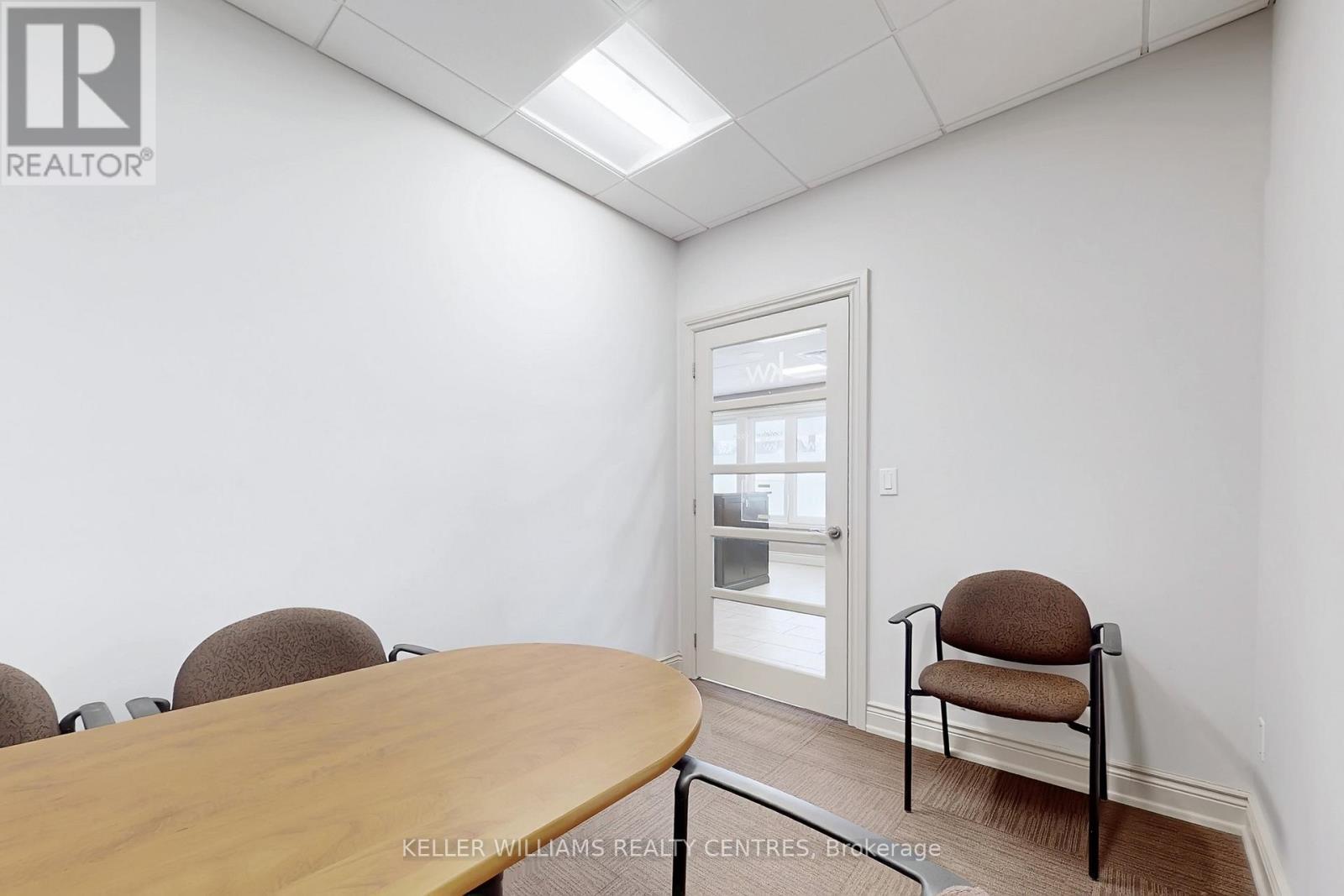 Client Meeting Room - 1C - 117 Wellington Street E, Aurora, ON