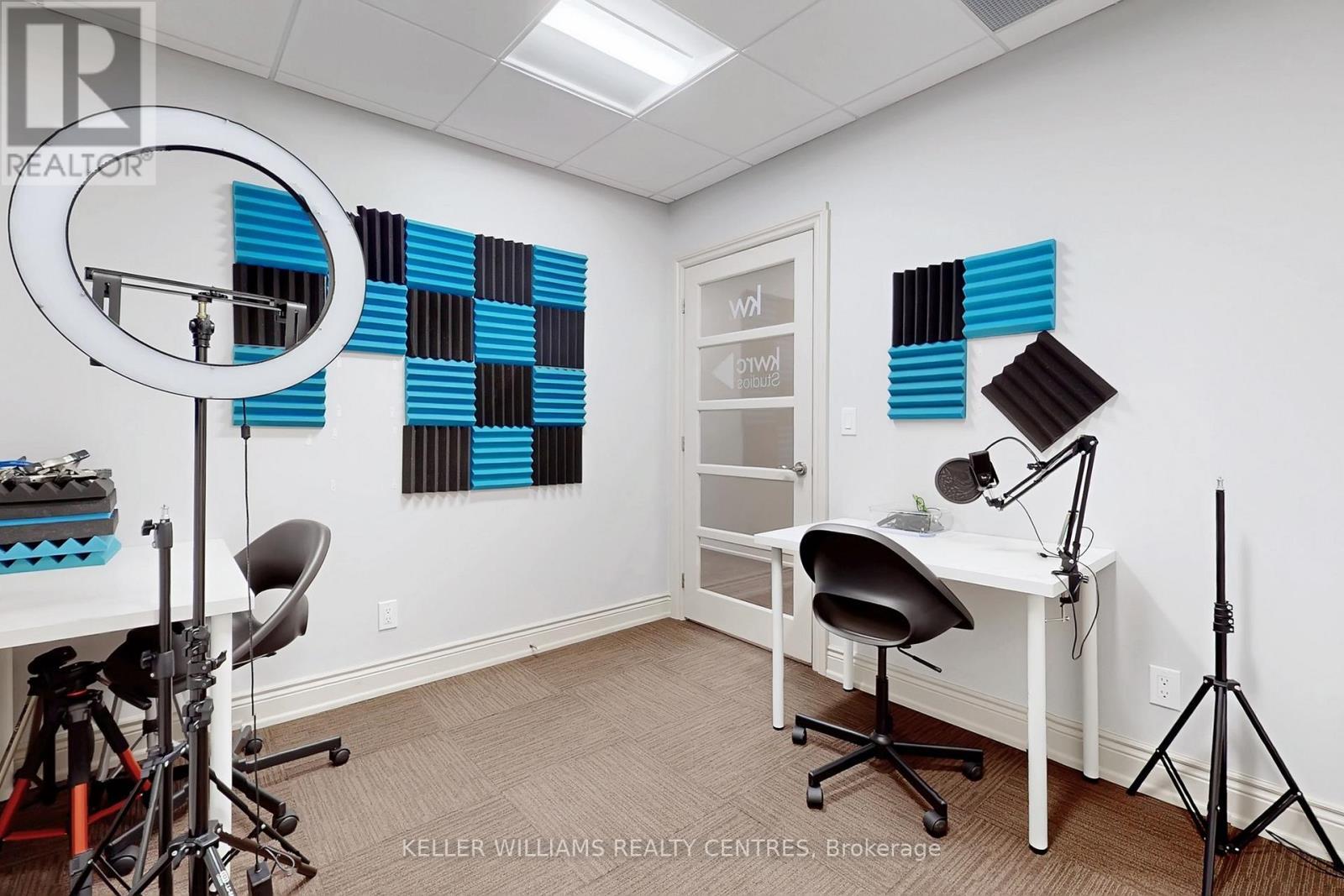 Media Studio - 1C - 117 Wellington Street E, Aurora, ON