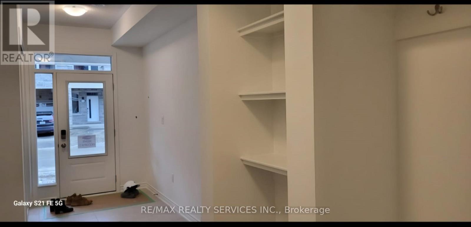 55 Melmar Street, Brampton, ON - Indoor