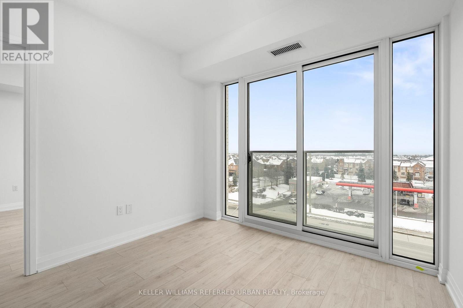 511 - 412 Silver Maple Road, Oakville, ON - Indoor Photo Showing Other Room