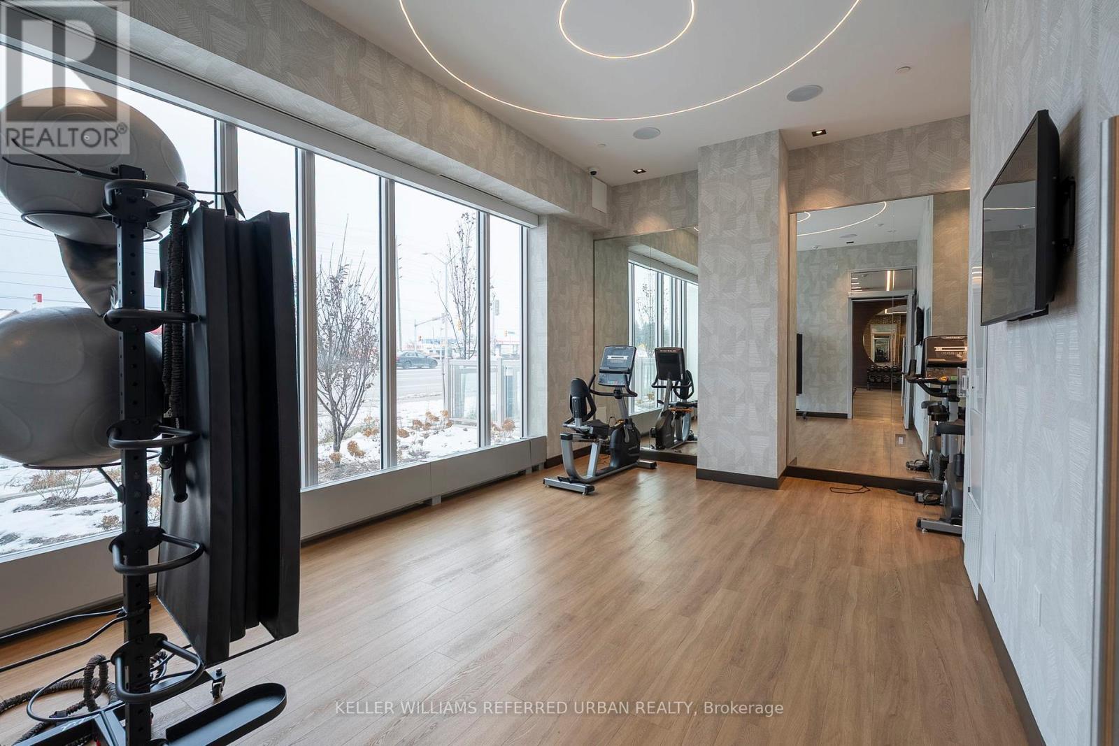 511 - 412 Silver Maple Road, Oakville, ON - Indoor