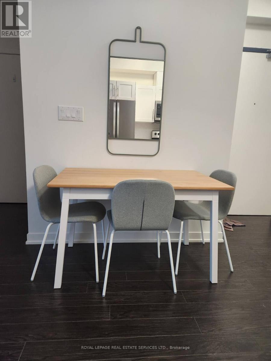 1510 - 128 King Street N, Waterloo, ON - Indoor Photo Showing Dining Room