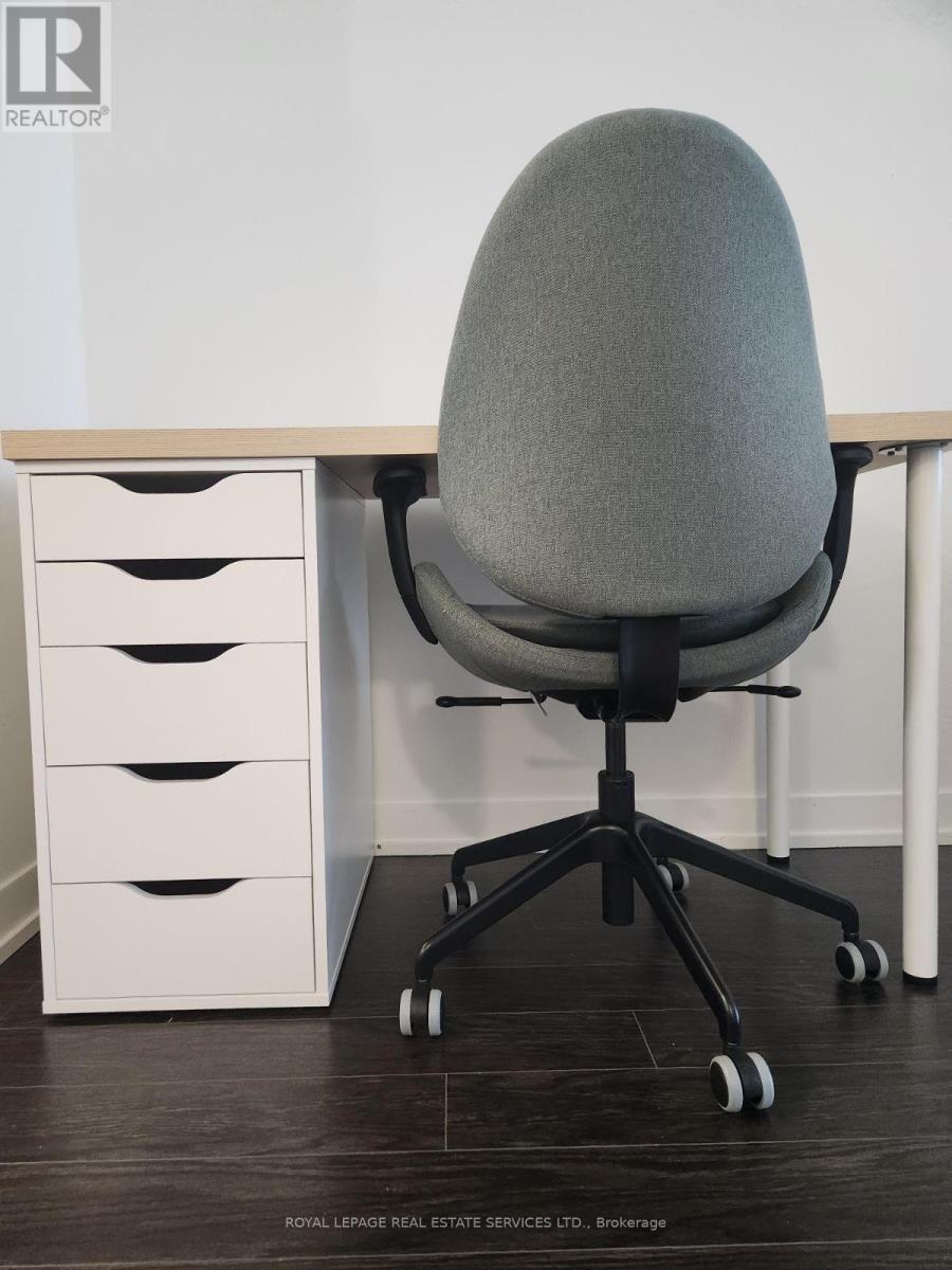 1510 - 128 King Street N, Waterloo, ON - Indoor