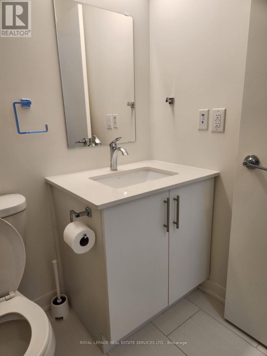 1510 - 128 King Street N, Waterloo, ON - Indoor Photo Showing Bathroom