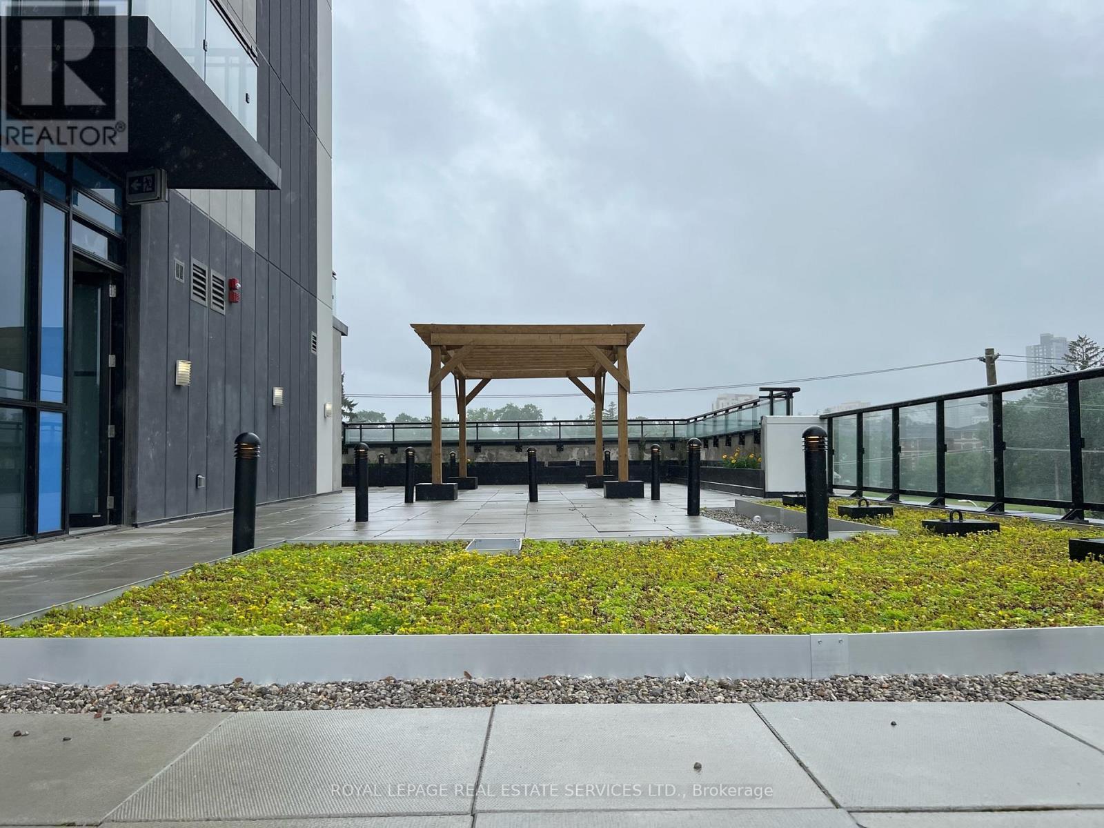 1510 - 128 King Street N, Waterloo, ON - Outdoor