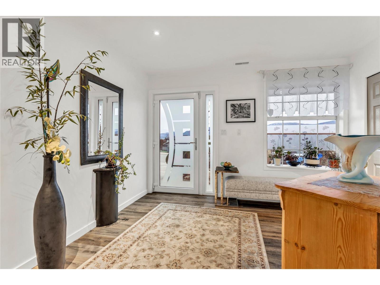 156 Stevens Court, Penticton, BC - Indoor Photo Showing Other Room