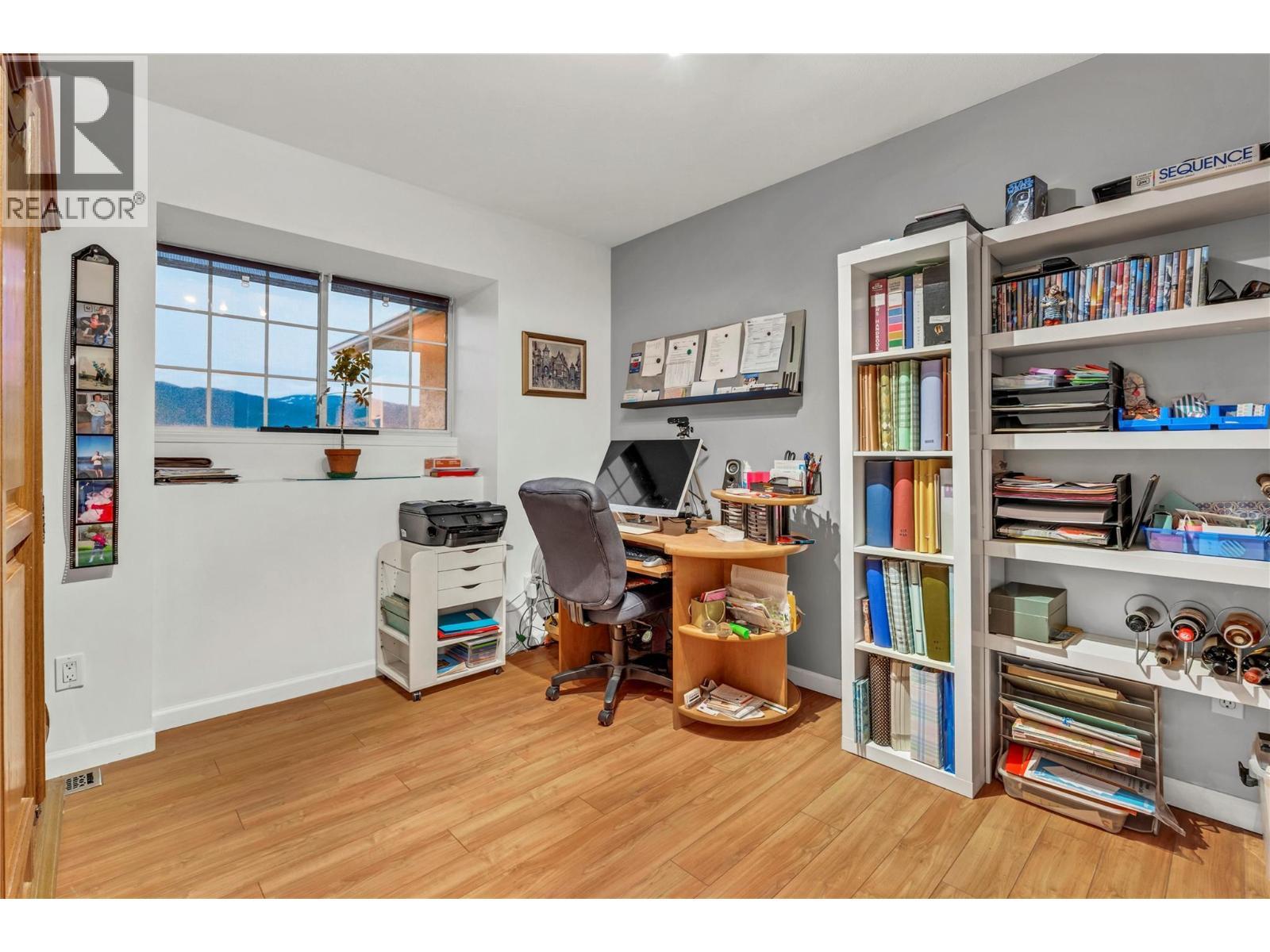 156 Stevens Court, Penticton, BC - Indoor