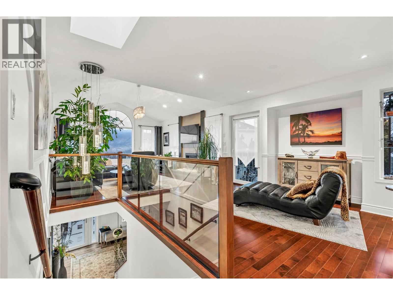 156 Stevens Court, Penticton, BC - Indoor