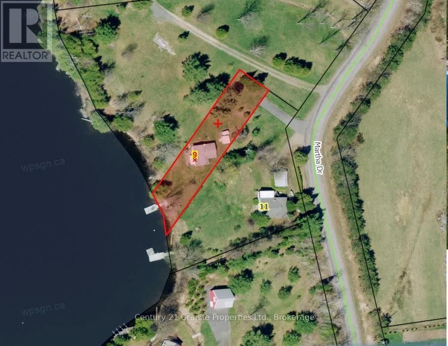 9 Martha Drive, Mckellar, ON -