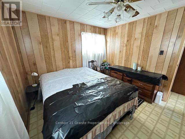 9 Martha Drive, Mckellar, ON - Indoor Photo Showing Bedroom
