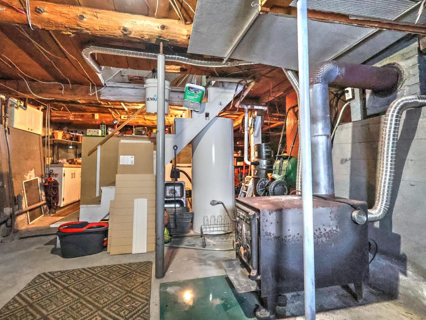Basement - 348 4E Avenue, Saint-Paul-De-Montminy, QC - Indoor Photo Showing Basement