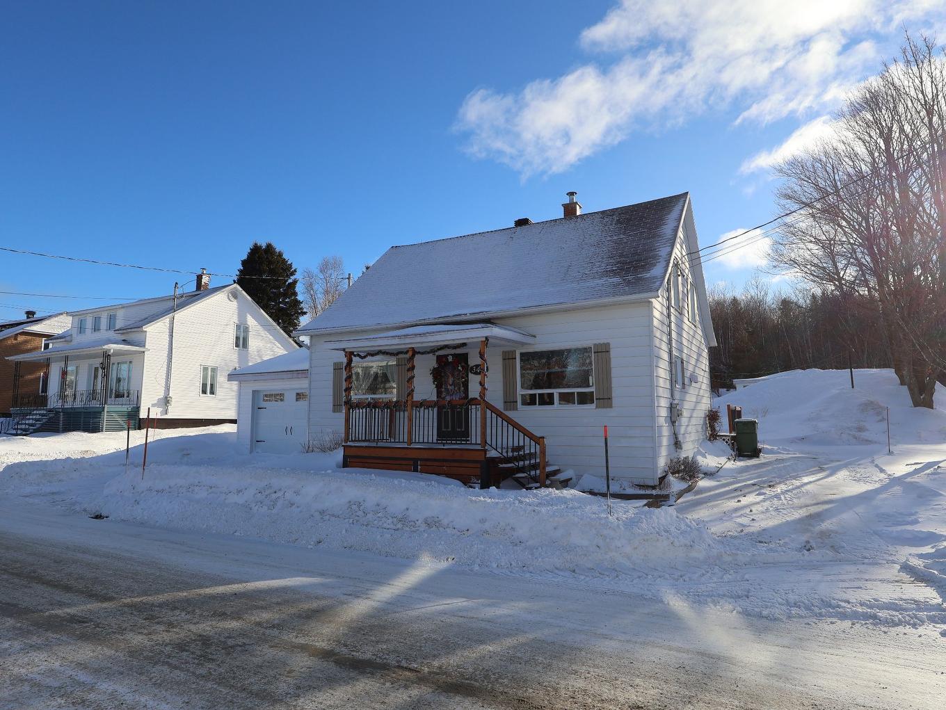 Frontage - 348 4E Avenue, Saint-Paul-De-Montminy, QC - Outdoor With Deck Patio Veranda