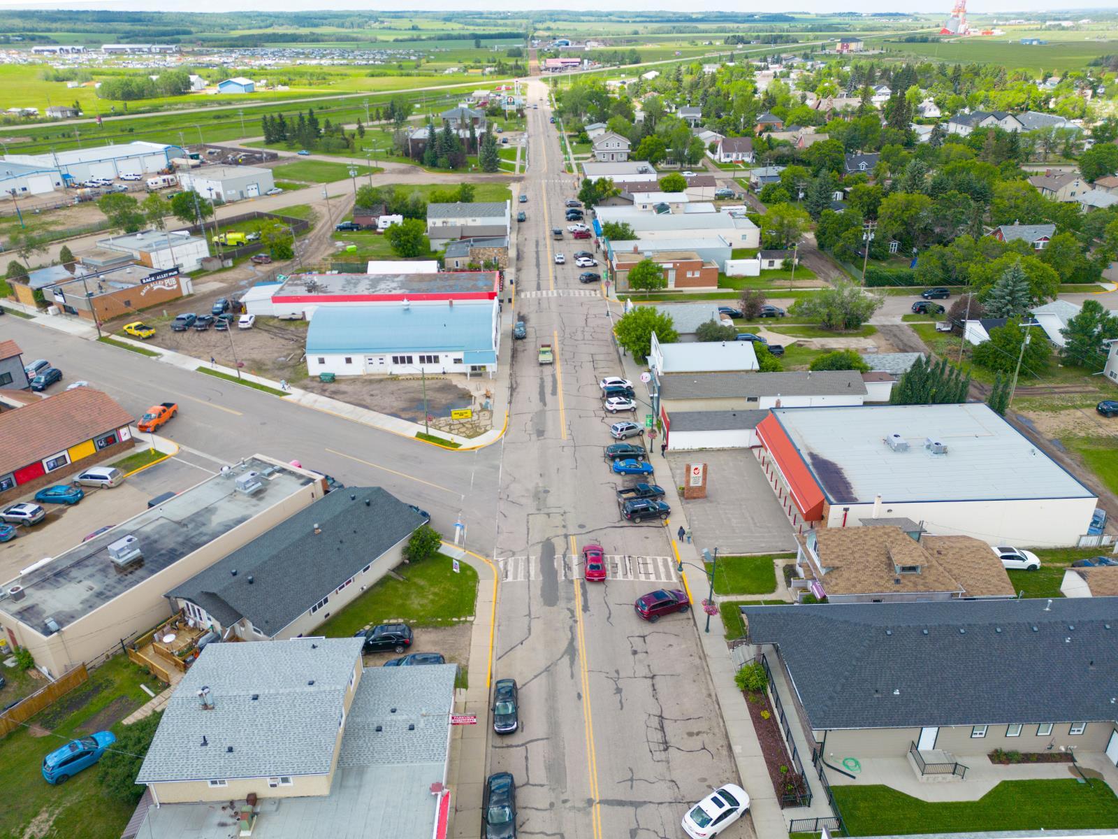 5028 50 Avenue, Lamont, AB
