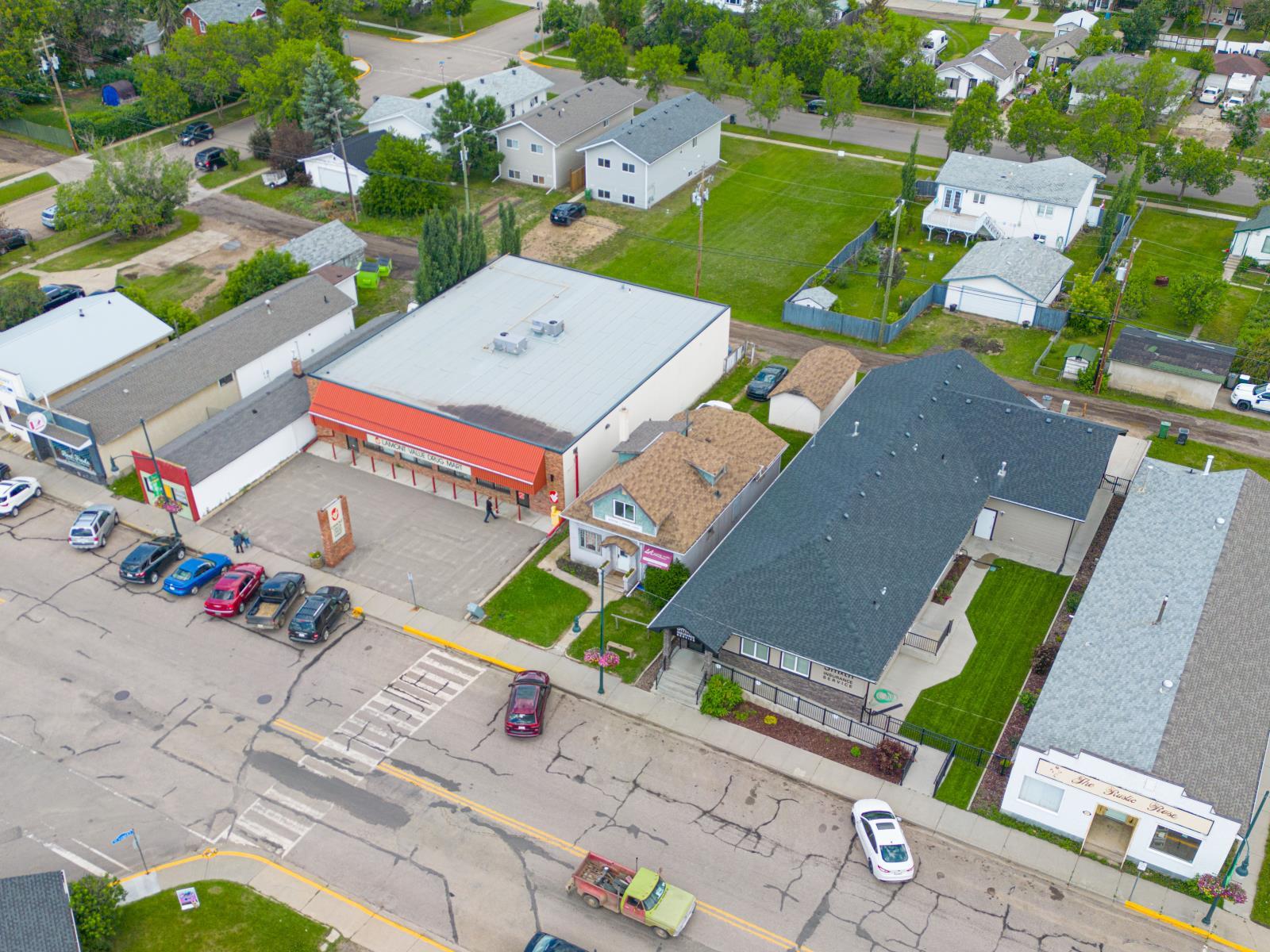 5028 50 Avenue, Lamont, AB