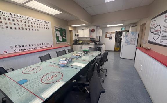 11847 Wayne Gretzky Drive Northwest, Edmonton, AB