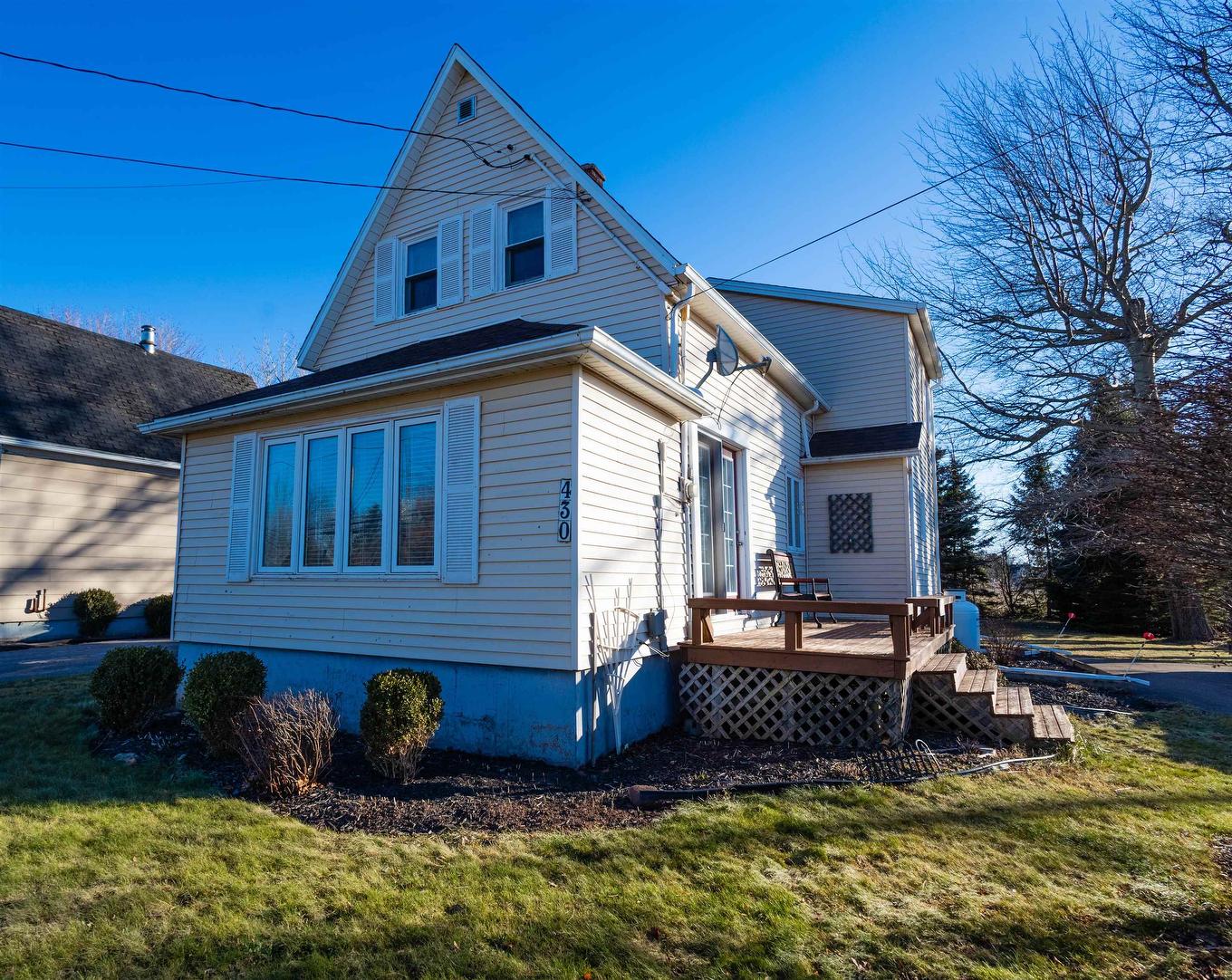 430 Main Street, O'Leary, PE