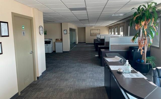 15712 112 Avenue Nw, Edmonton, AB