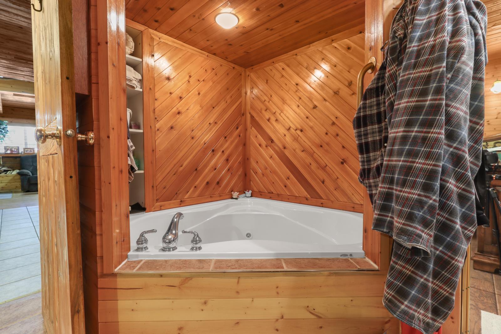 4836 53 Ave, Cynthia, AB