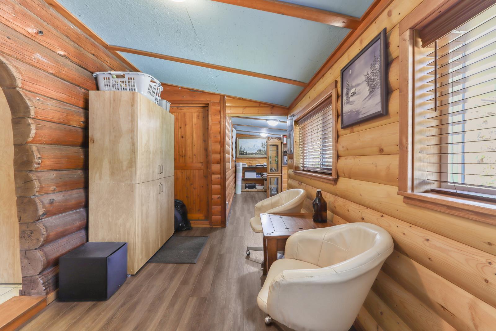 4836 53 Ave, Cynthia, AB