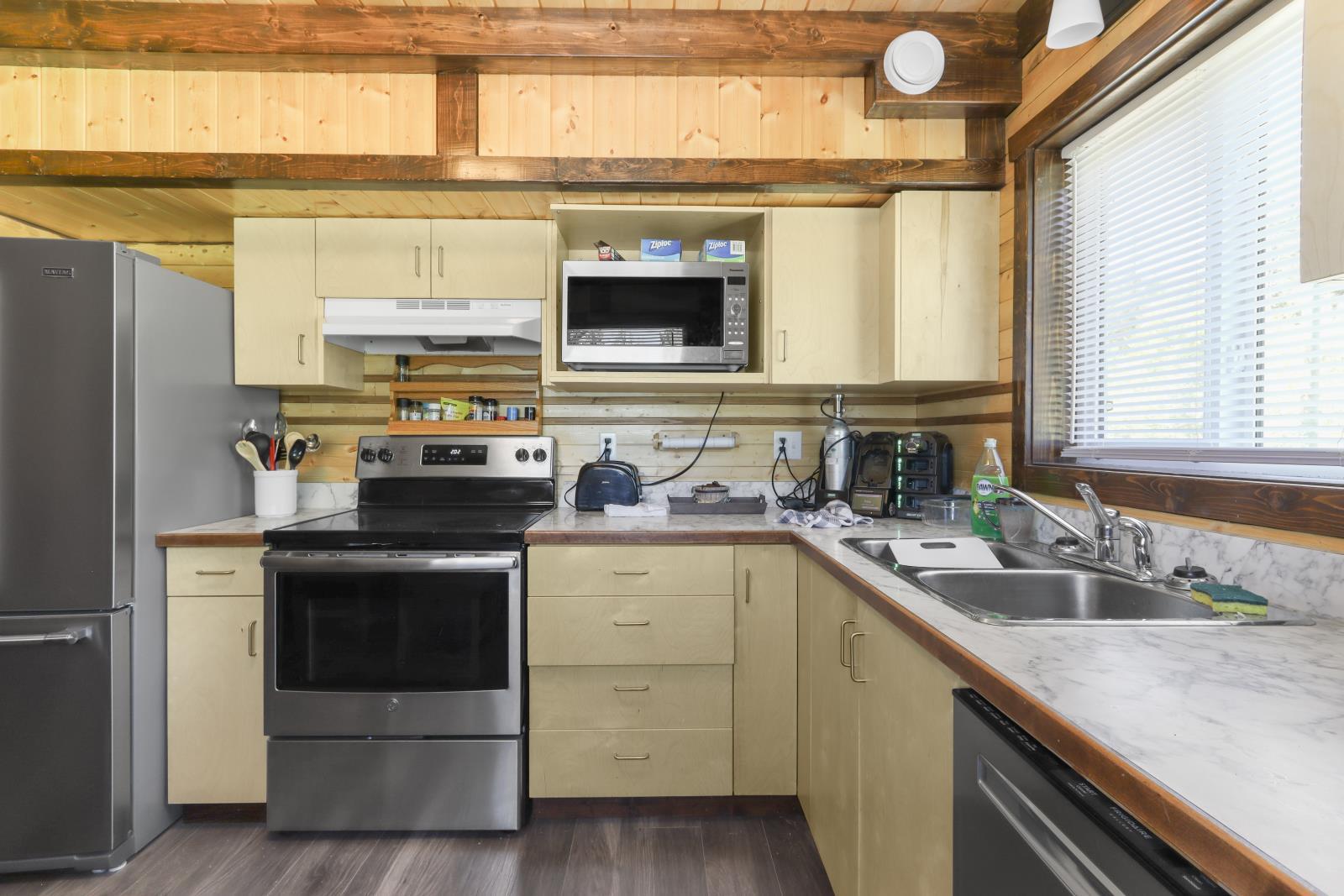 4836 53 Ave, Cynthia, AB