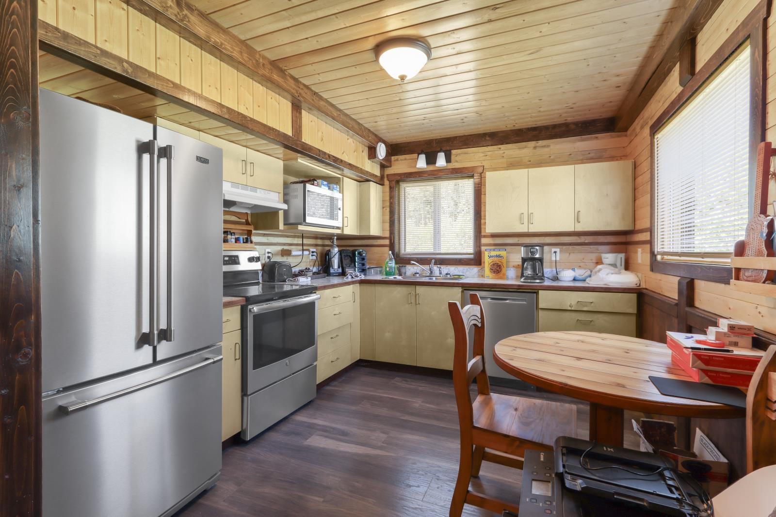 4836 53 Ave, Cynthia, AB