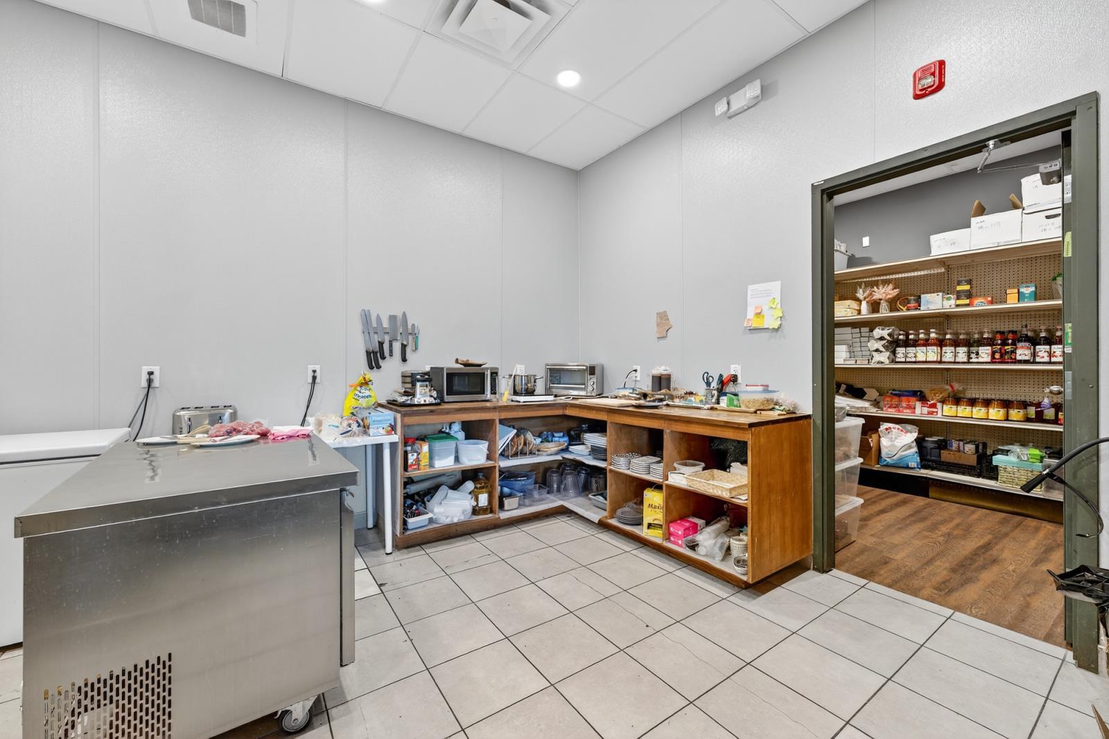 8278 175 St Nw, Edmonton, AB