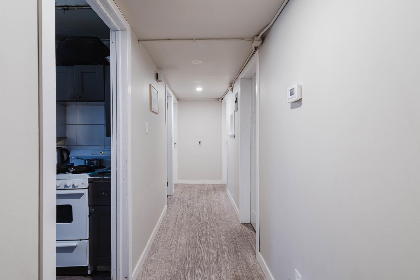 8504 98 Street, Edmonton, AB - Indoor Photo Showing Other Room