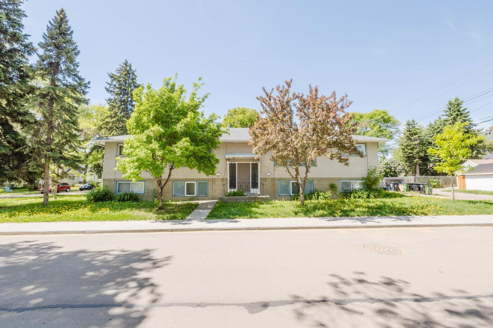 8504 98 Street, Edmonton, AB - Outdoor With Facade