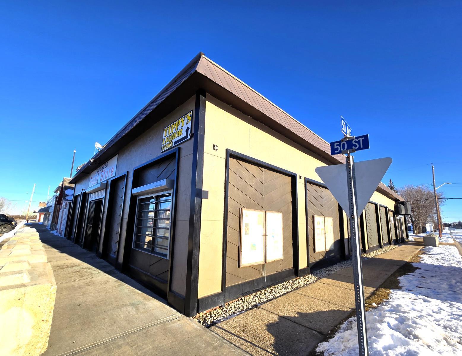 5003 50 St., Lougheed, AB