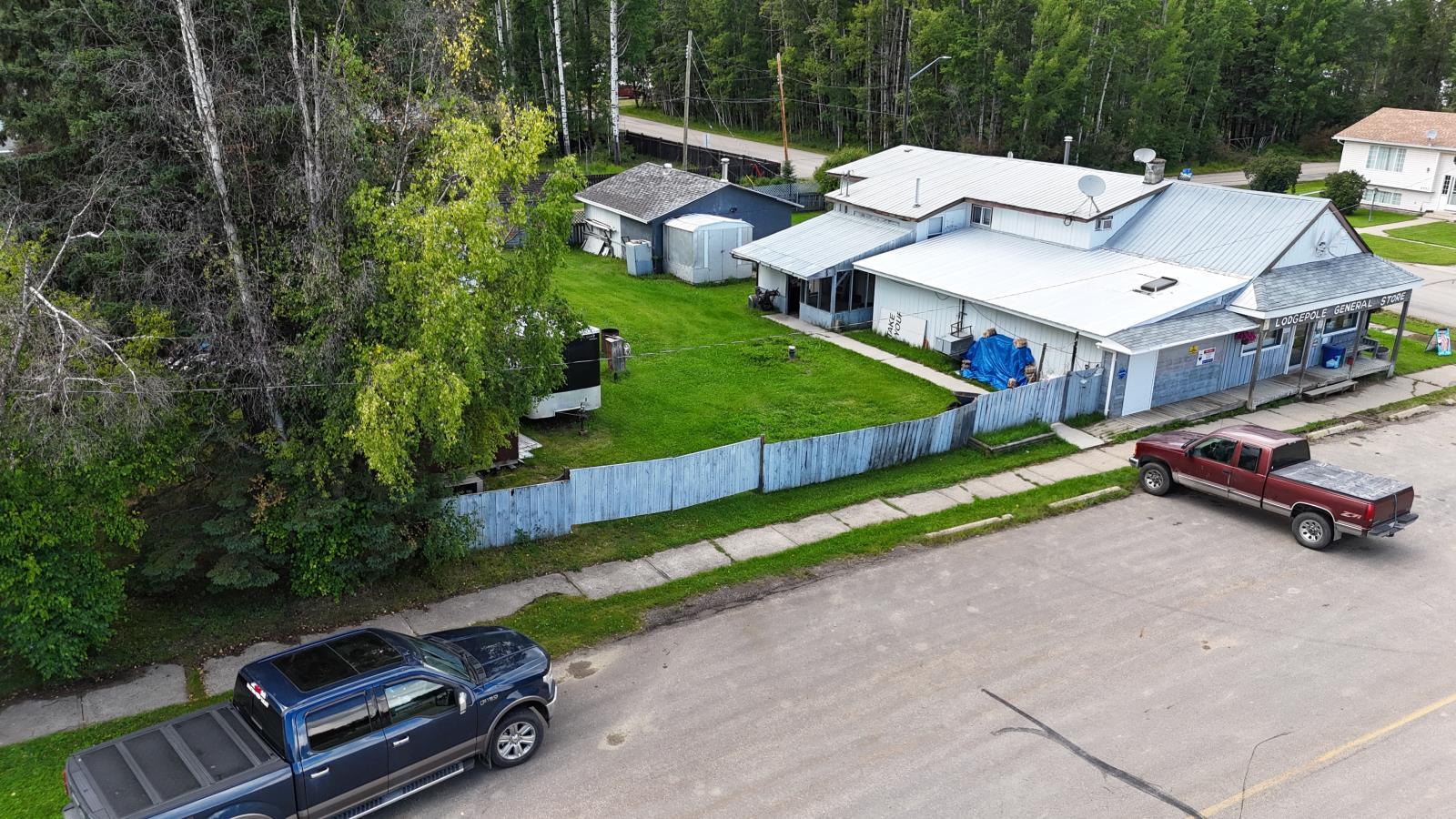 5214 47 St, Lodgepole, AB