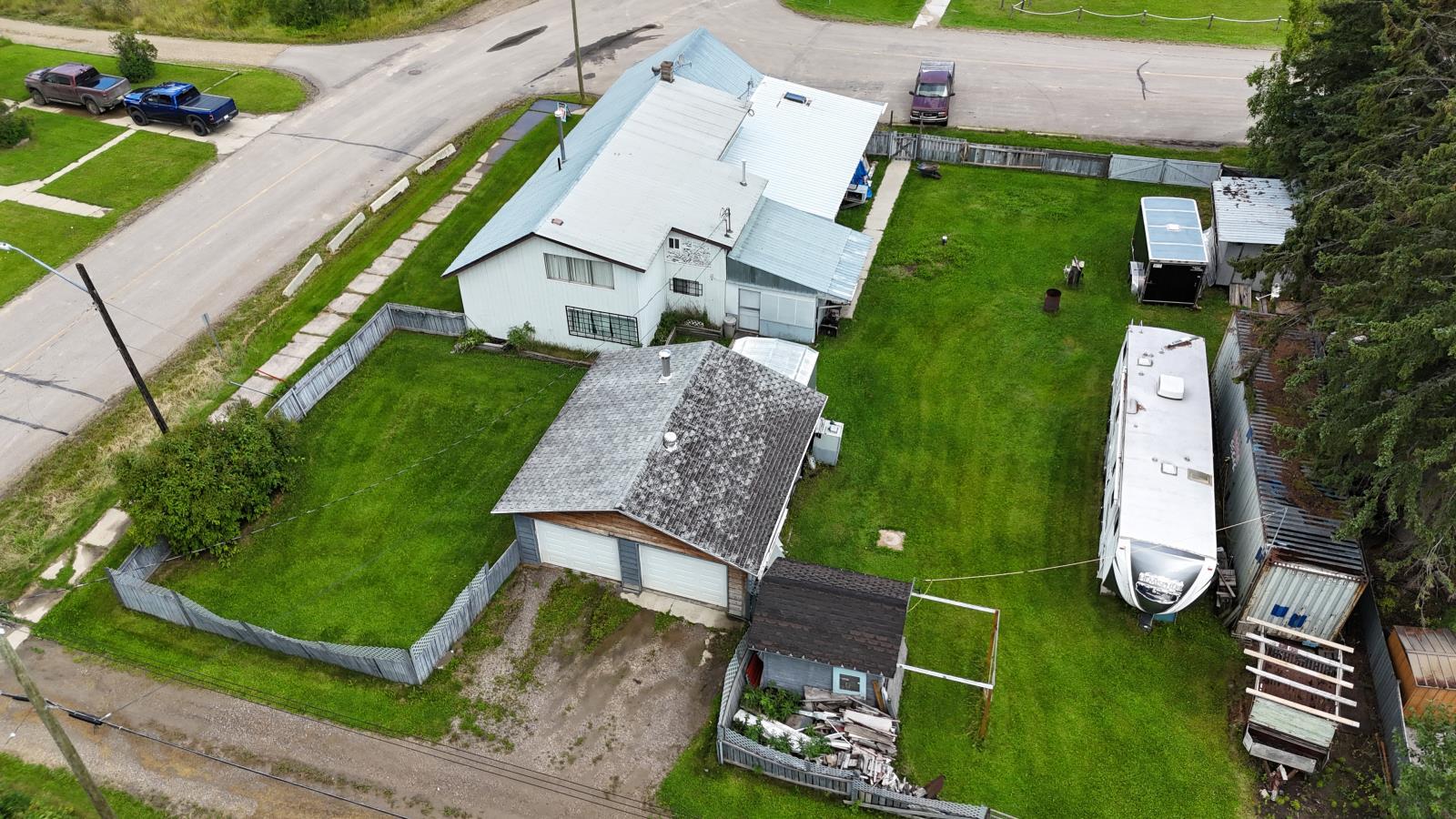 5214 47 St, Lodgepole, AB