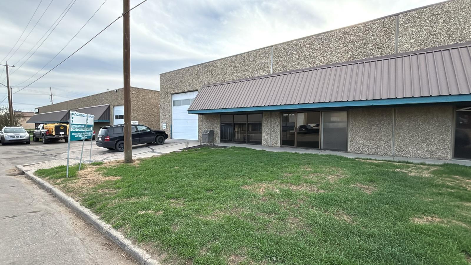 12817 52 Street, Edmonton, AB