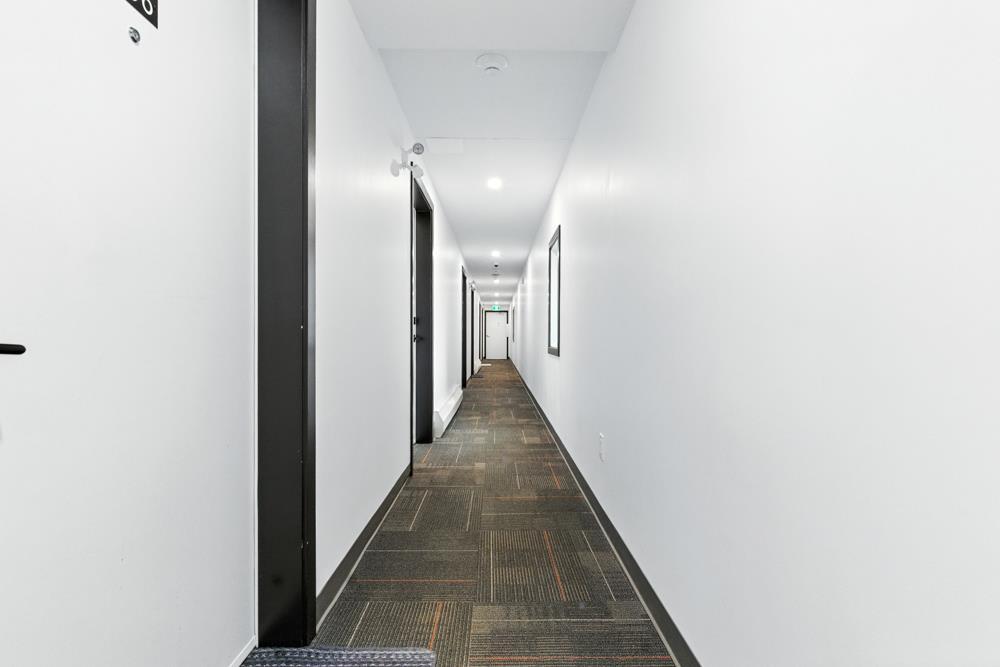 9517 103 Ave Nw, Edmonton, AB - Indoor Photo Showing Other Room